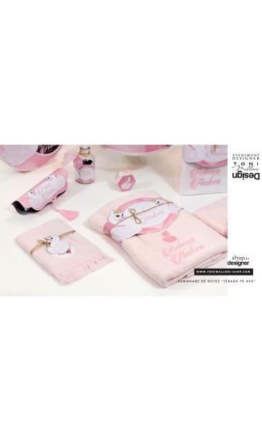 Trusou botez cu lebada pentru fetite personalizat prin brodare, Little Swan 27